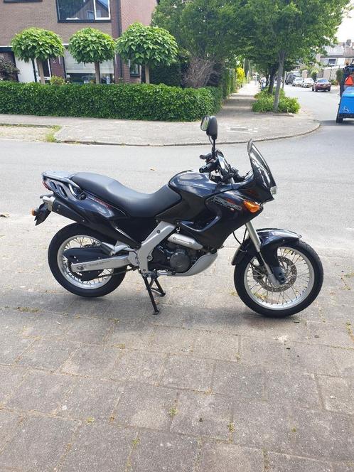 Aprillia Pegaso 650 Cube met weinig kilometers