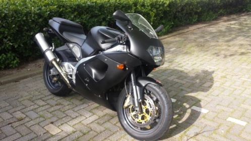 Aprillia RSV Mille  2002 goed onderhouden