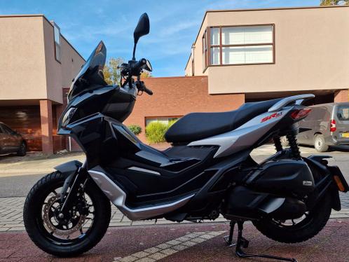 Aprillia SR GT 200 van mei 2022 met maar 311 km op de teller