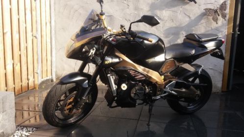 Aprillia Tuono 2003 