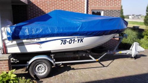 AQUAMAR 75 pk Evinrude Etec. Incl. geremde trailer.