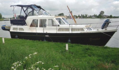 Aquanaut Beauty 1000