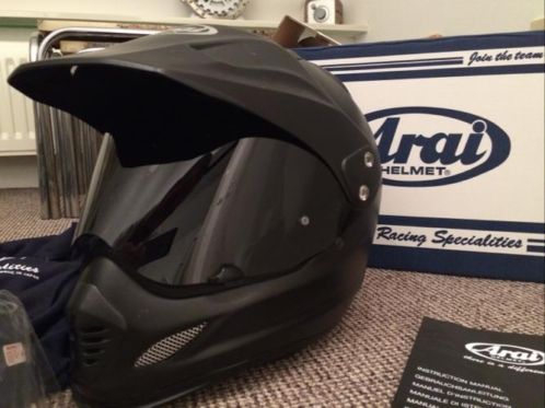 Arai X3 Tour mat zwarte helm offroad