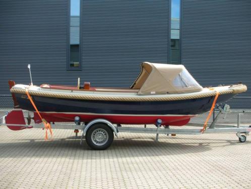 Arie Wiegmans AW 20 sloep , nieuwe trailer, buiskap en beurt