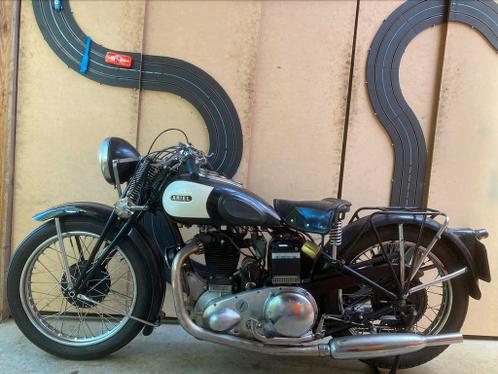 Ariel 1939  AJS 1940   (BSA Matchless Norton Vincent Royal)