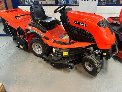 Ariens C60 Zitmaaier tuintractor met opvangbak maaimachine