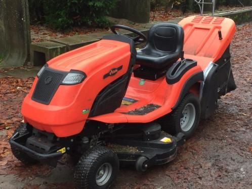 Ariens C80 zitmaaier met opvangbak
