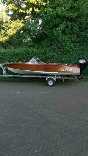 Ariva, klassieke houten speedboot  Mercury 30 pk en trailer
