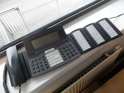 Ascotel Intelligate telefooncentrale incl. toestellen etc.