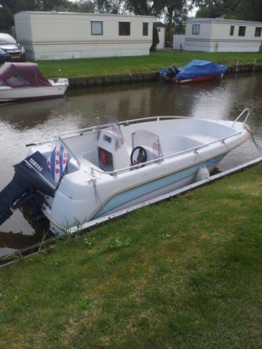 Askeladden snelle motorboot