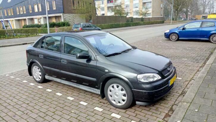 Astra 1.6 Drie eigenaren Airco 5D