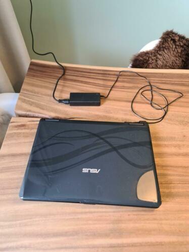Asus 17 inch laptop 250 gb