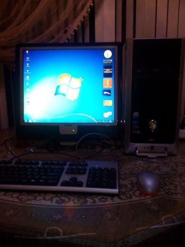 Asus CORE 2 DUO Desktop pc
