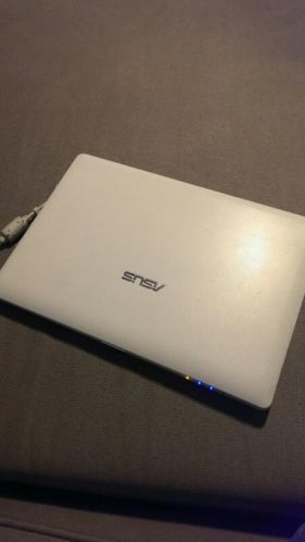 Asus eee pc wit 