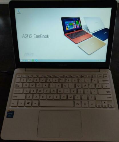 Asus Eeebook x205 t