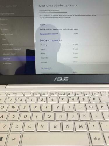 Asus EeeBook X205TA