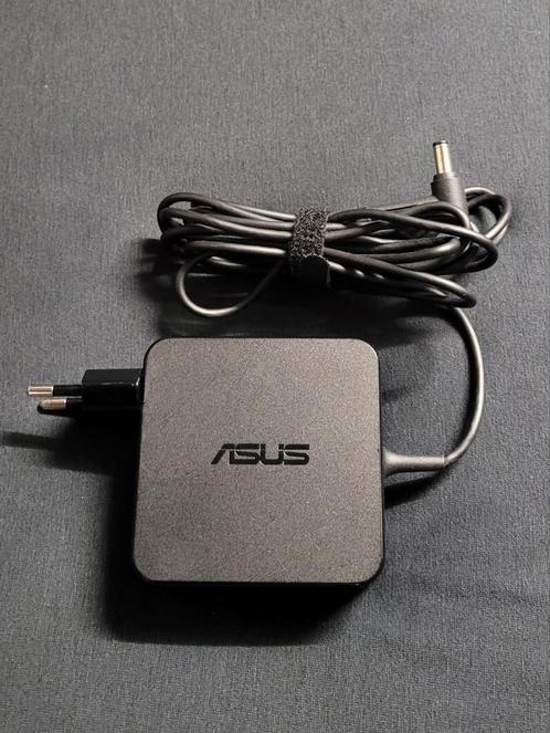 Asus laptop oplader 010LF, output 19v 3.42A adapter
