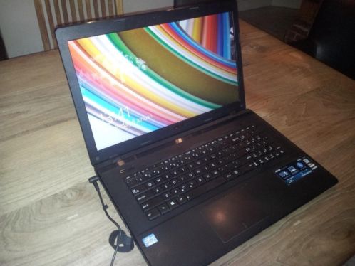 ASUS Laptop - R704A - 17034 scherm - Windows 8.1