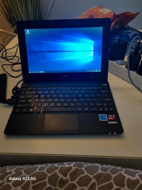 Asus mini laptop 10.1 inch