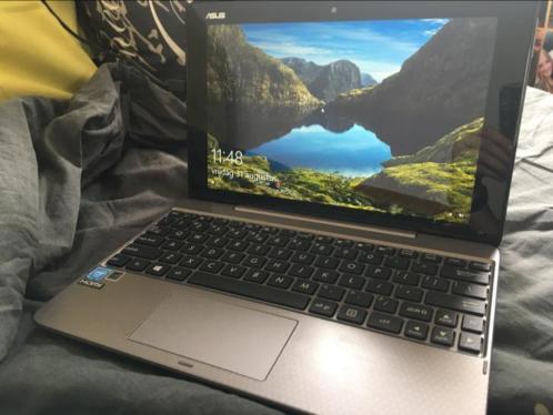 ASUS mini laptop 2 in 1  touch