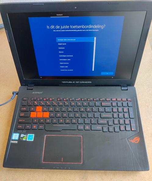 ASUS ROG Strix laptop - Windows 10