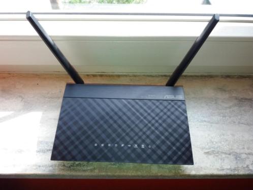 Asus RT-AC51U Dual-band Wi-Fi router