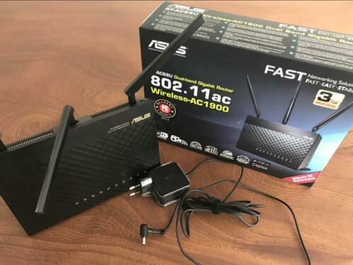 Asus RT-AC68U dual band wireless router 2.4 GHz en 5 GHz