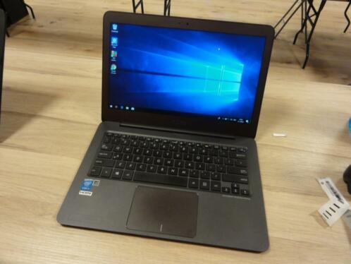 Asus UX305F Laptop  8GB - 128GB SSD 411