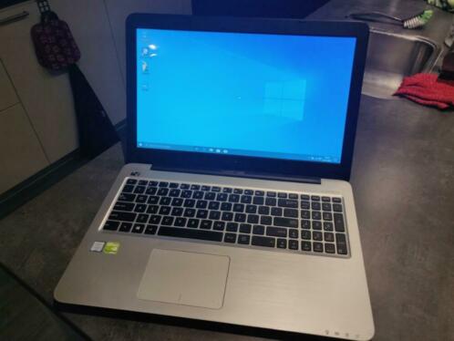 Asus X556UV i5 6200u12GB256GB SSD Nvidea 920mx