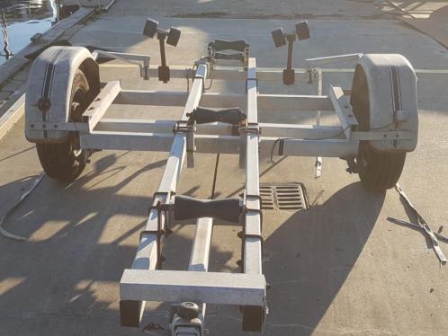 Atlanta Stallings trailer (rubber) boot 5.50m 1300kg geremd