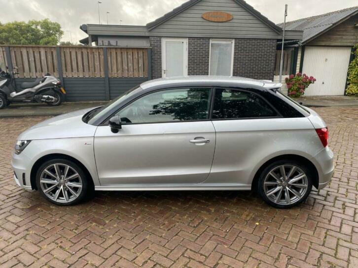 Audi A1 1.2 Tfsi 63KW 2014 Grijs