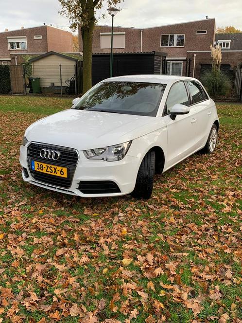 Audi A1 sportback 1.2 Tfsi 63KW SB 2013 Wit