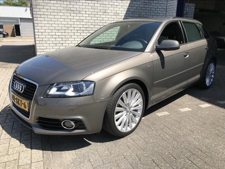 Audi A3 1.2TFSI S-LINE NAVI XENON BJ 10-2011