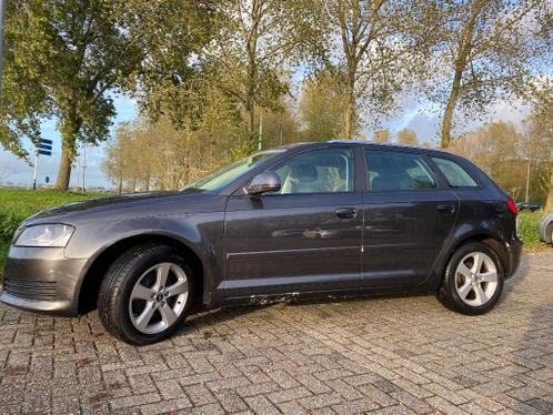 Audi A3 1.4 Tfsi 92KW Sportback 2009 Grijs