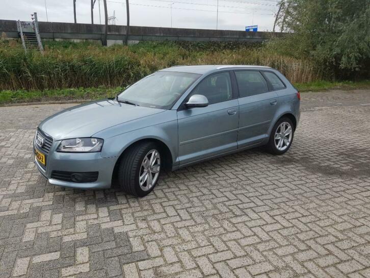 Audi A3 1.4 Tfsi 92KW Sportback 2010 Grijs
