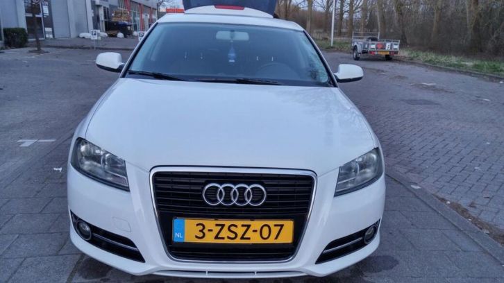 Audi A3 1.4 Tfsi 92KW Sportback S-tronic 2011 Wit automaar