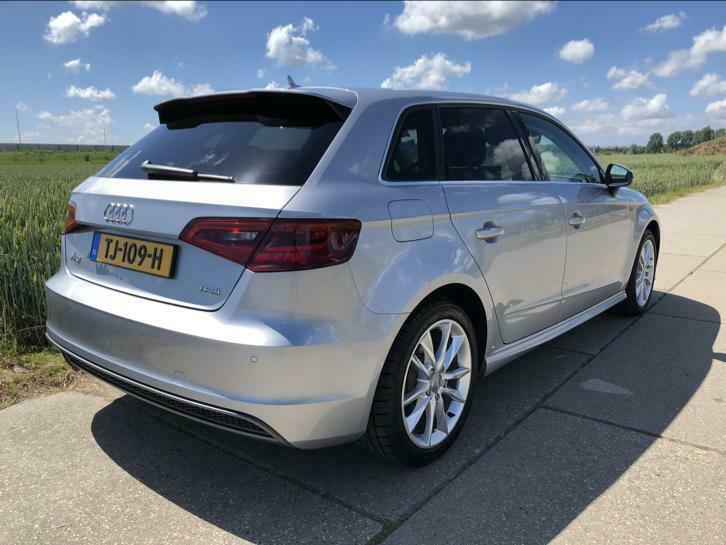 Audi A3 1.4 Tfsi 92KW Sportback S-tronic 2016 Grijs