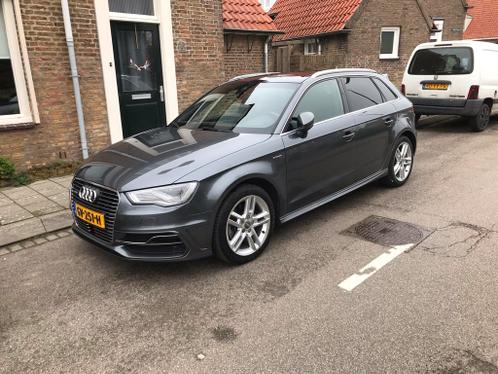 Audi A3 1.4 Tfsi E-tron Sportback S-tr 2015 Grijs, automaat.