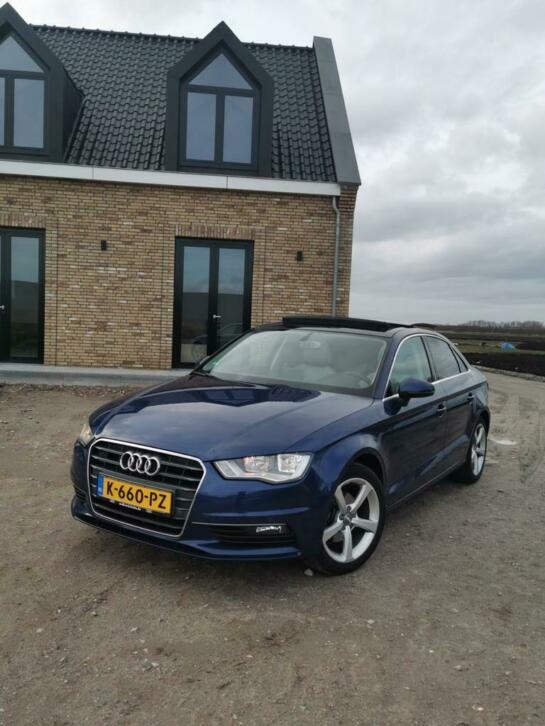 Audi A3 1.4 Tfsi Sedan S-tronic 2014 Panoramadak schade