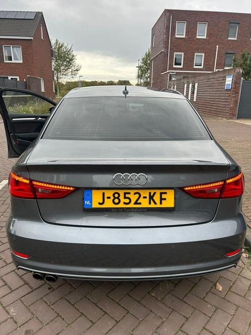 Audi A3 1.4TFSI 110KW COD Sedan S-tr 2016 Grijs (metallic)