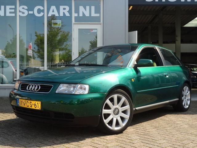 Audi A3 1.6 Attraction, Privacy Glass, L.M.V , Nieuwstaat.