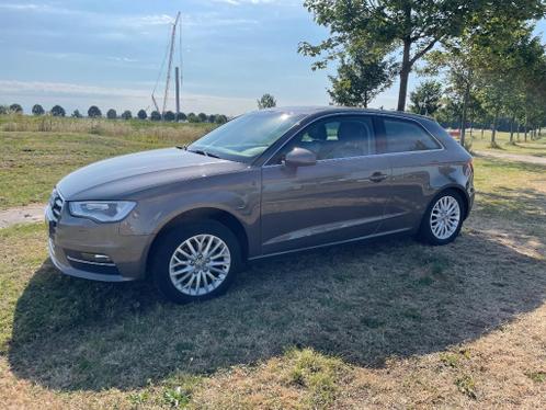 Audi A3 1.6 TDI 77KW 3D 2013 Grijs