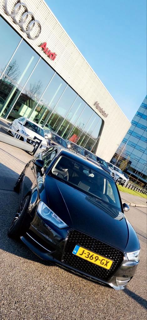 Audi A3 1.6 TDI 77KW Sportback S-tronic 2015 Zwart