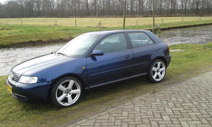 Audi A3 1.8 92KW AUT 3D 1997 Blauw