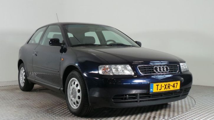 Audi A3 1.8 92KW AUT 3D 1998 Blauw