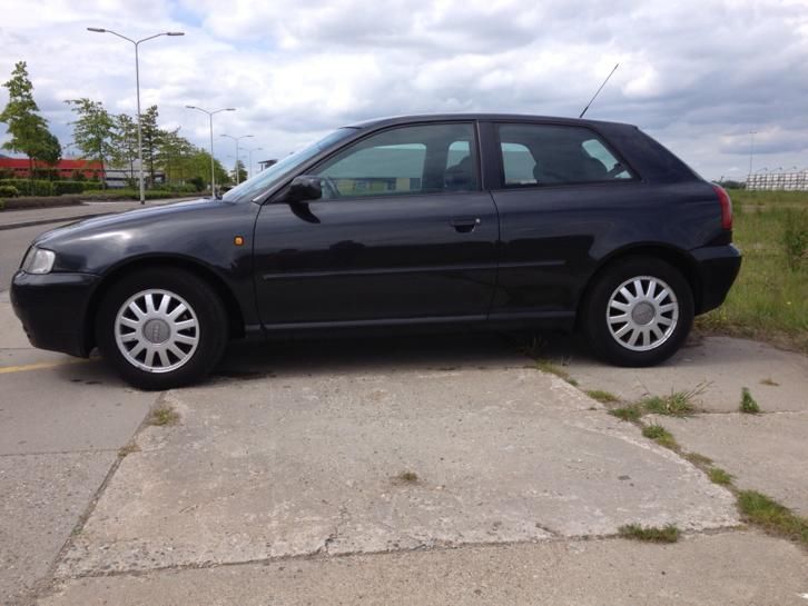 Audi A3 1.9 TDI 66KW 3D 1997 Zwart