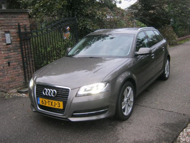 Audi A3 2.0 TDI 103KW Sportback 2012 Dacotagrijs metallic