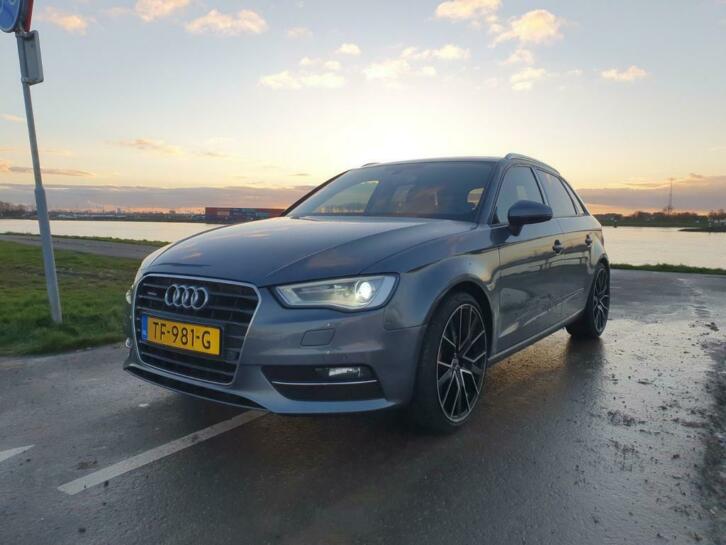 Audi A3 2.0 TDI 135KW SB Quattro AUT 2014 Grijs