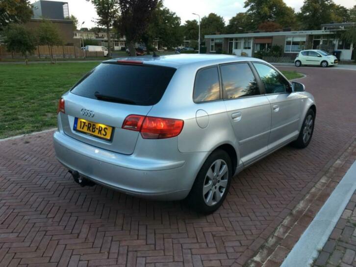 Audi A3 2.0 TDI DSGLEDERPSENSXENONNAVIBOSECLIMACRUISE