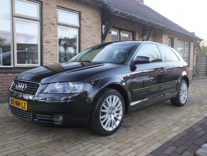 Audi A3 2.0FSI 135PK 6-BAK 2004 Zwart XENONLEERBOSECLIMA